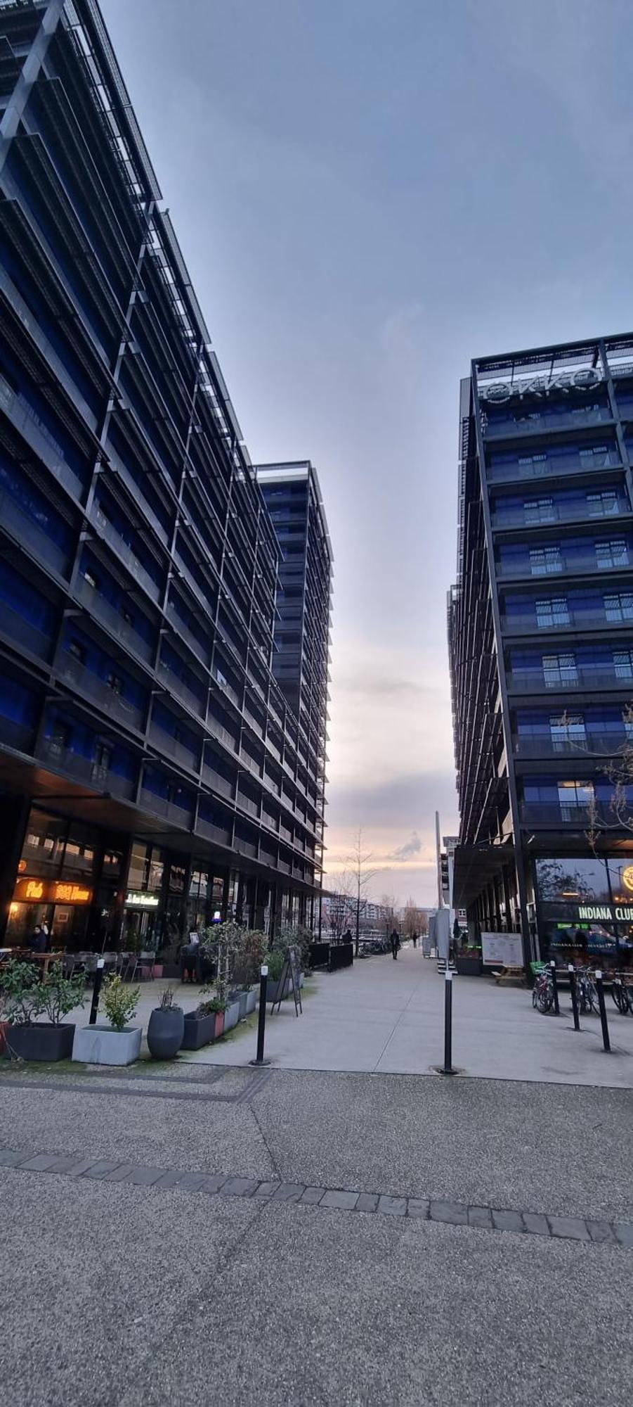 Bel Contemporain Avec Terrasse Climatisation Et Parking Payant En Option Estrasburgo