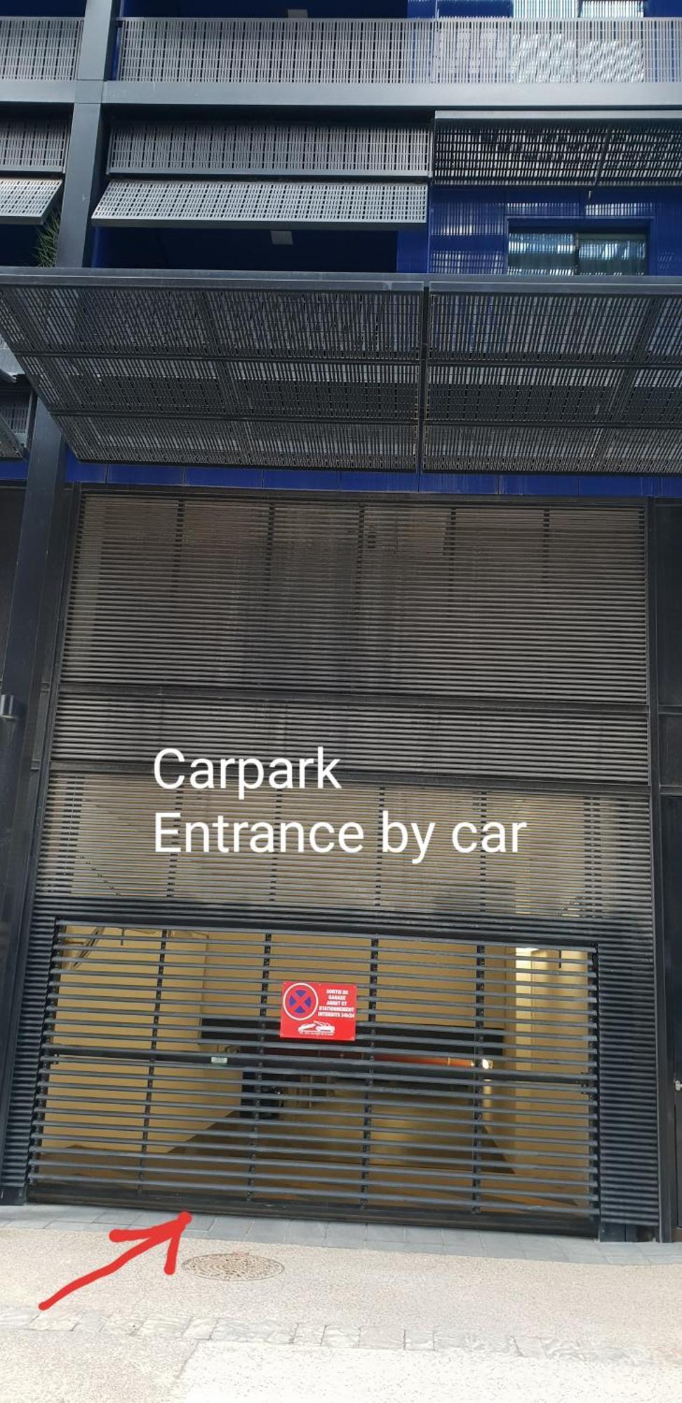 Bel Contemporain Avec Terrasse Climatisation Et Parking Payant En Option Strasbourg